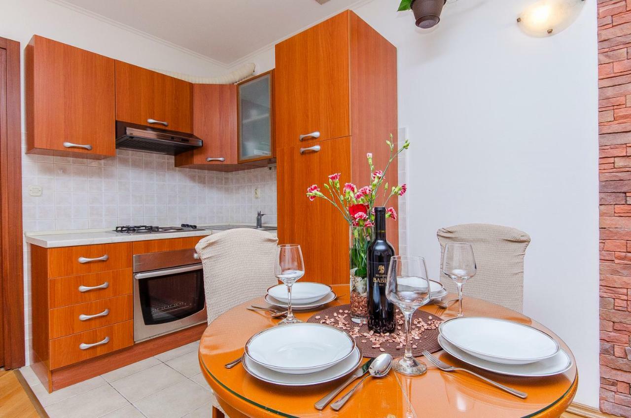 Apartment Lucija Split Buitenkant foto