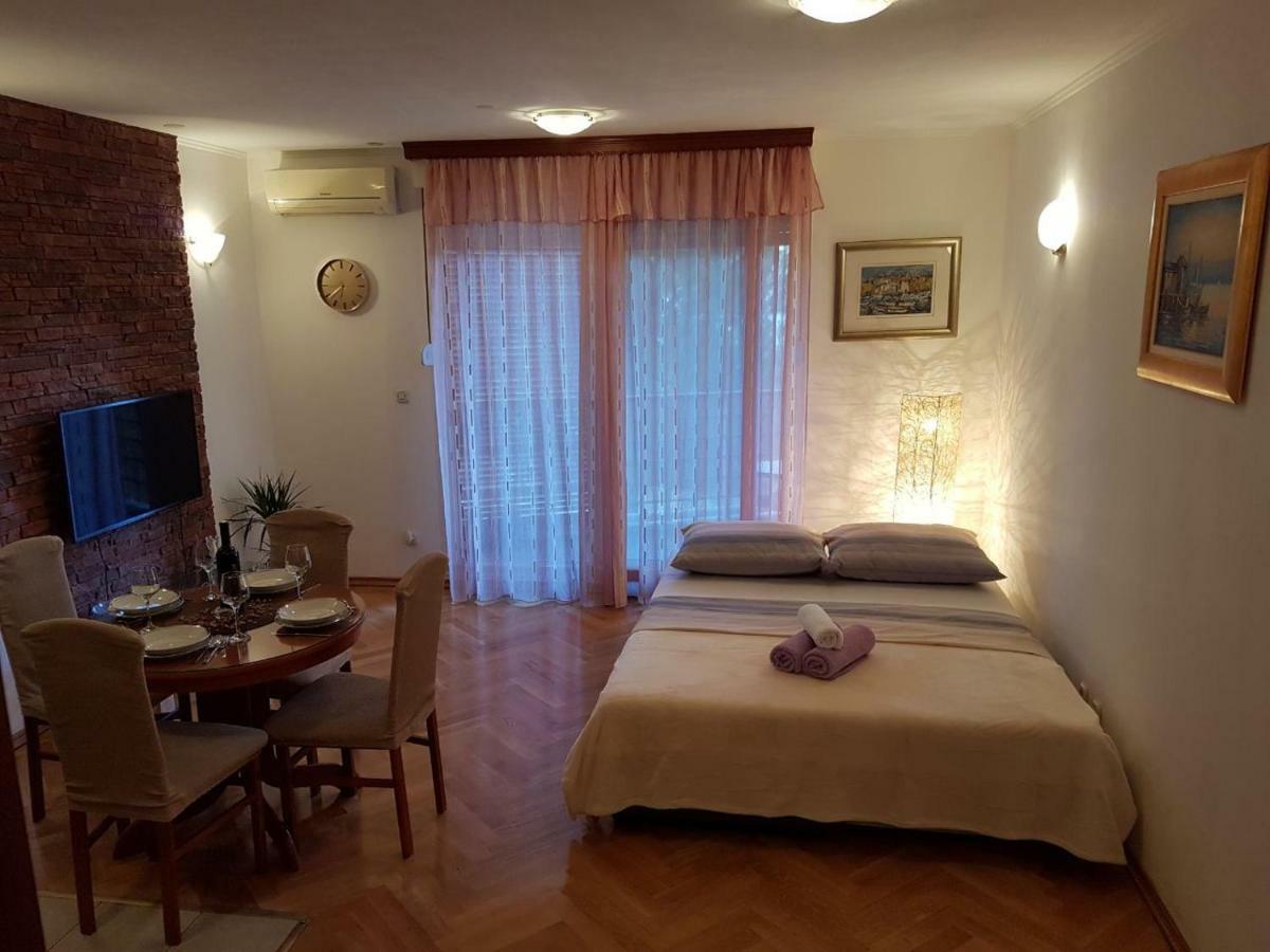 Apartment Lucija Split Buitenkant foto